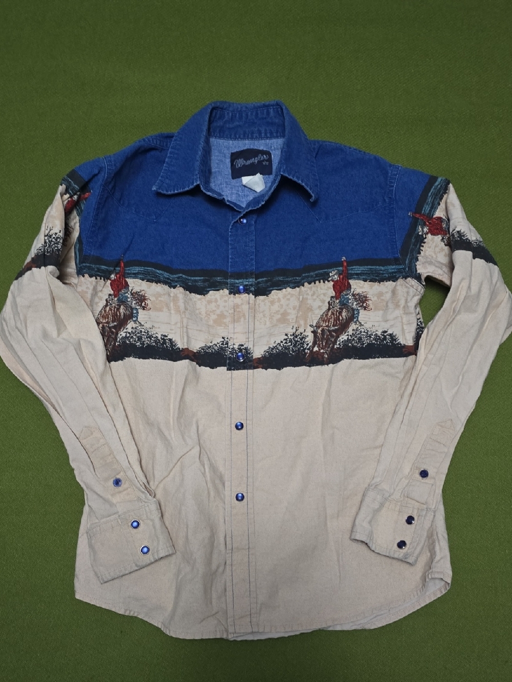 Wrangler Two-Tone Western Shirt in Blue and Beige with Rodeo Print